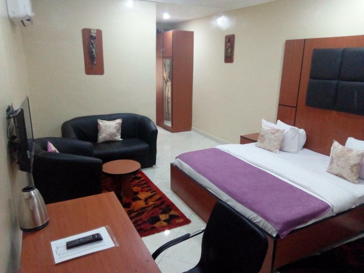 Limoh Suites Benin Zewnętrze zdjęcie