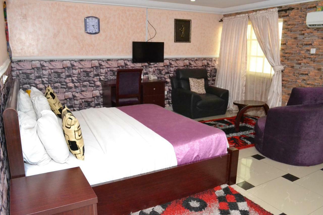 Limoh Suites Benin Zewnętrze zdjęcie