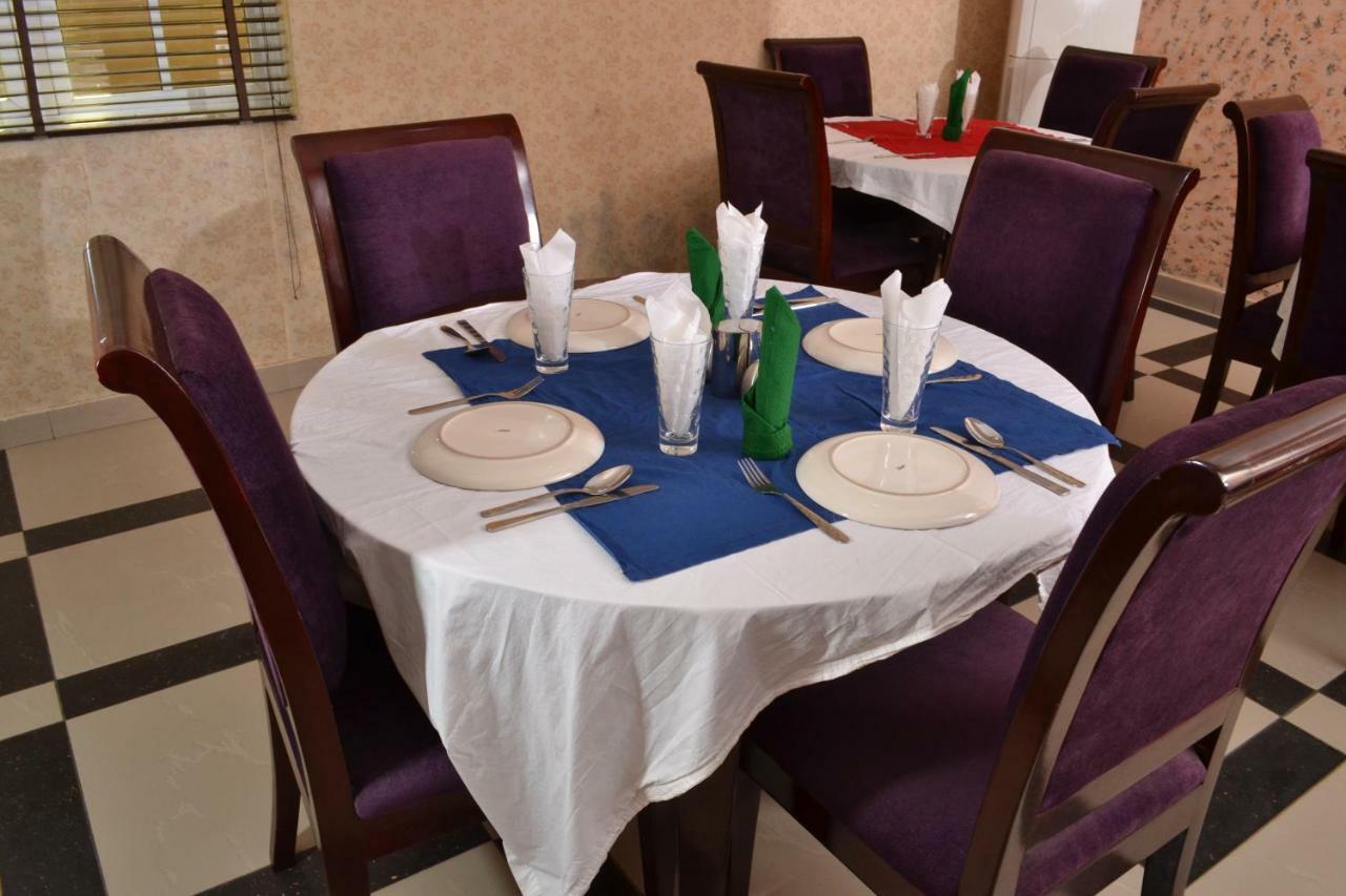 Limoh Suites Benin Zewnętrze zdjęcie