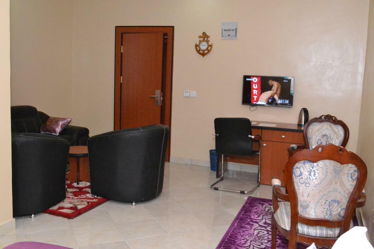 Limoh Suites Benin Zewnętrze zdjęcie