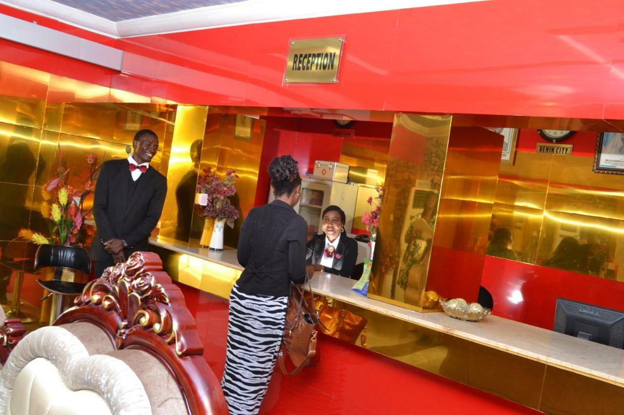 Limoh Suites Benin Zewnętrze zdjęcie