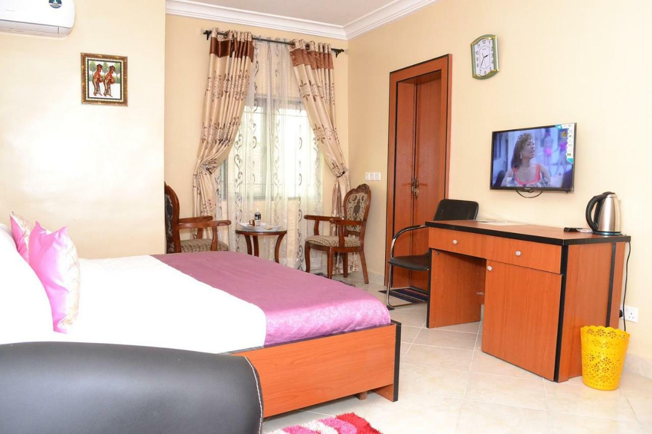 Limoh Suites Benin Zewnętrze zdjęcie